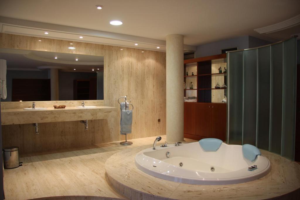 Hotel Alameda Alba De Tormes Rom bilde
